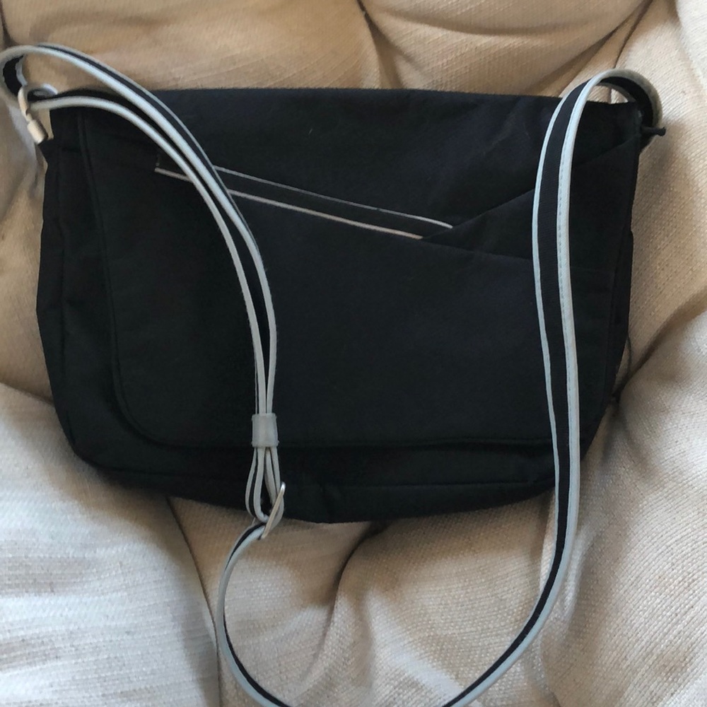 Messenger bag